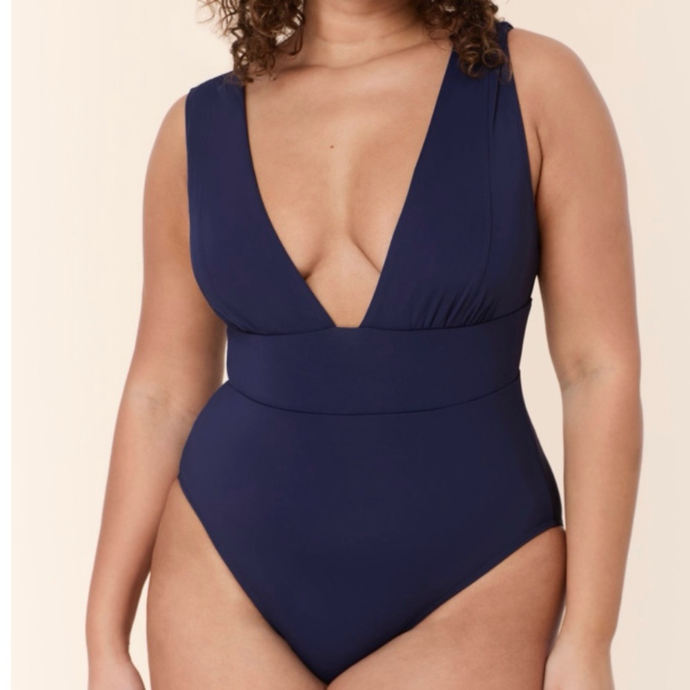 Andie The Mykonos One Piece Swimsuit in Flat Navy Size XL NEW Classic Fit